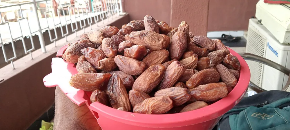 Kurma Ajwa Jumbo AAA VIP (Besar 2,5 cm+) 1kg